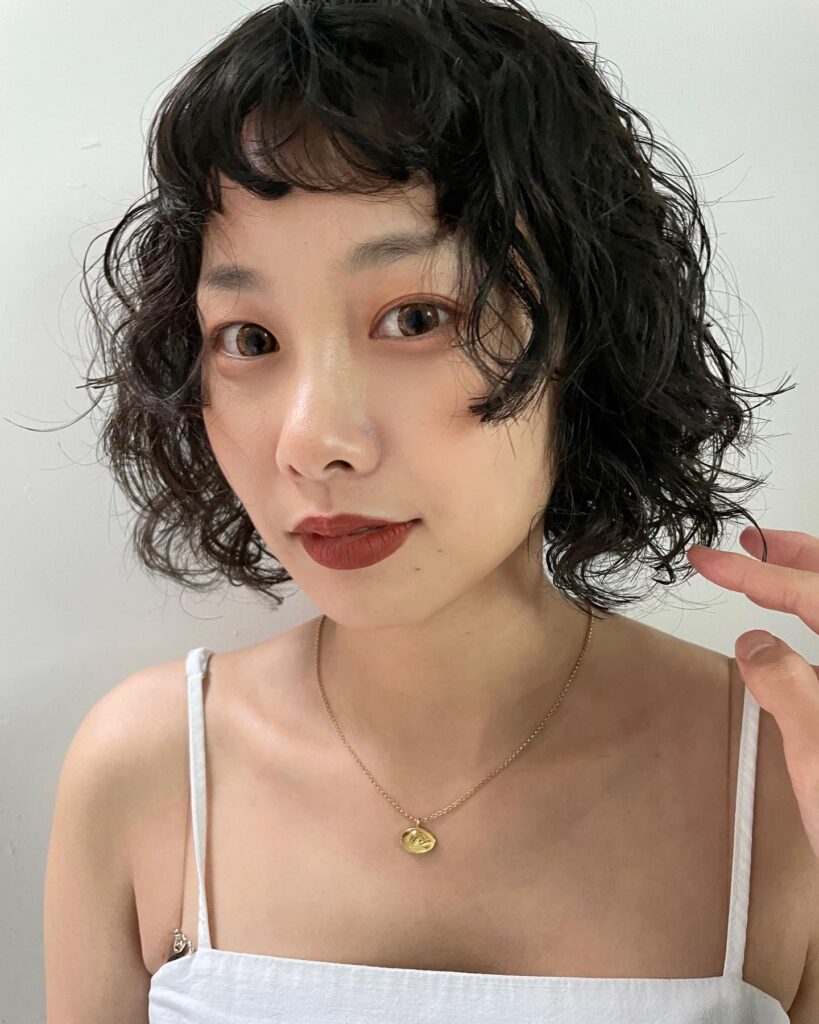 wolf cut hairstyle